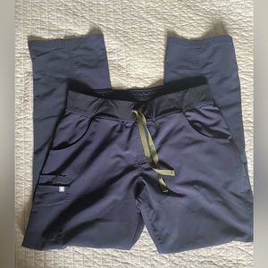 Figs Kade Cargo Scrub Pants: Quiet Navy